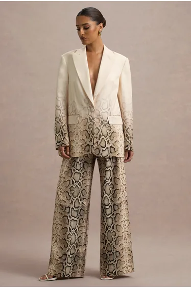 بليزر طويل بطبعة جلد أفعى