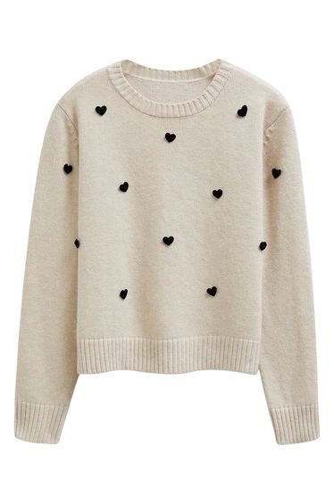 3D Heart Embellished Crew Neck Knit Sweater in Oatmeal for Romantic Dates & Holiday Gathering