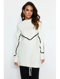Sweater - Ecru - Fitted - 1