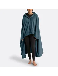 Javi Fleece Throw with Sleeves in Recycled Polyester