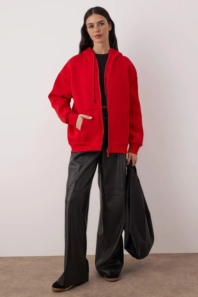 Red oversize/comfortable cut zippered thick fleece lined knitted sweatshirt