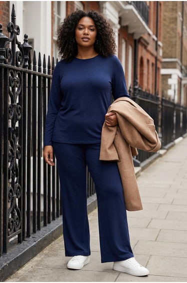 Wardrobe essentials navy blue fitted/body-fitting ribbed stretch knit top and bottom set