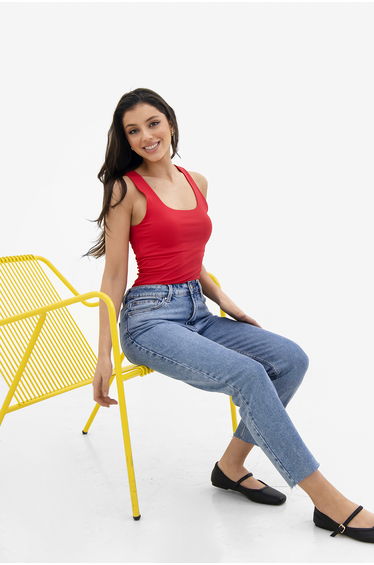 straight leg jeans