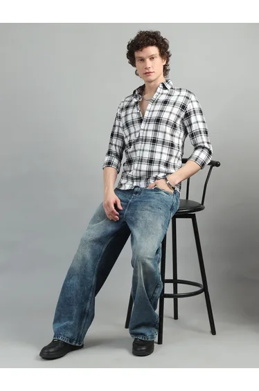 Checked Spread Collar Regular Fit Shirt