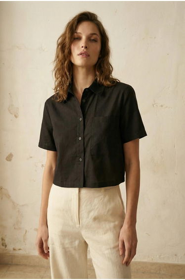 MY FASHION Button-Up Pocket Crop Shirt
