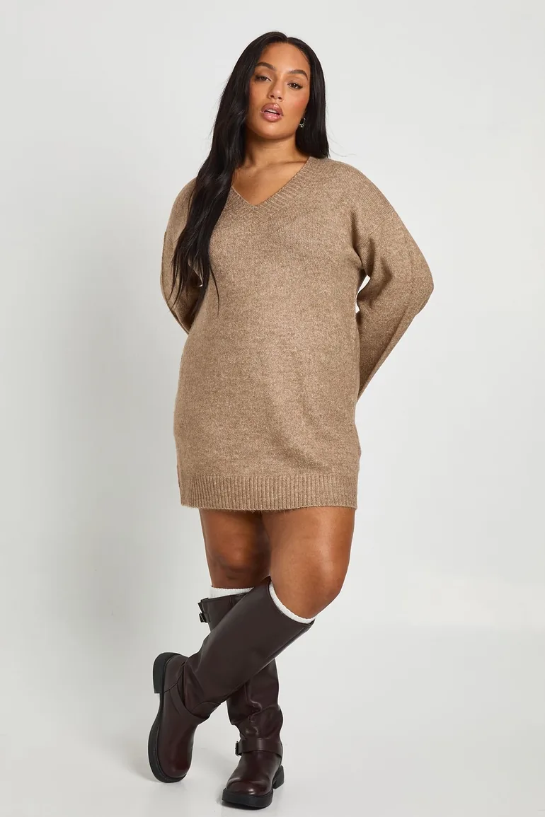 plus size brown jumper dress Burgundy Jumper Dress Styling Ideas