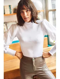Women's White Balloon Sleeve Blouse