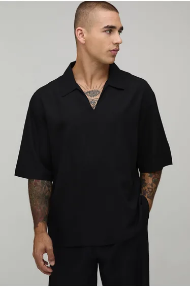 قميص كتان أسود بأكمام متوسطة الطول