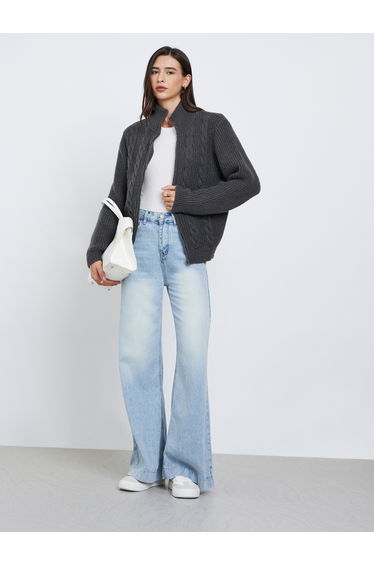 Chunky Cable Knit Zip-Up Sweater