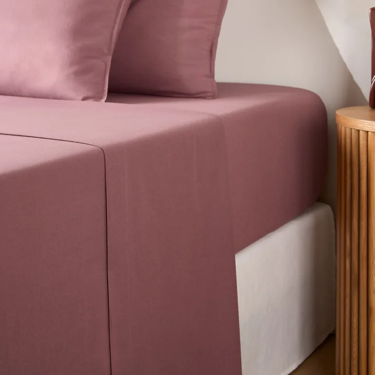 Scenario Plain Washed Cotton Flat Sheet