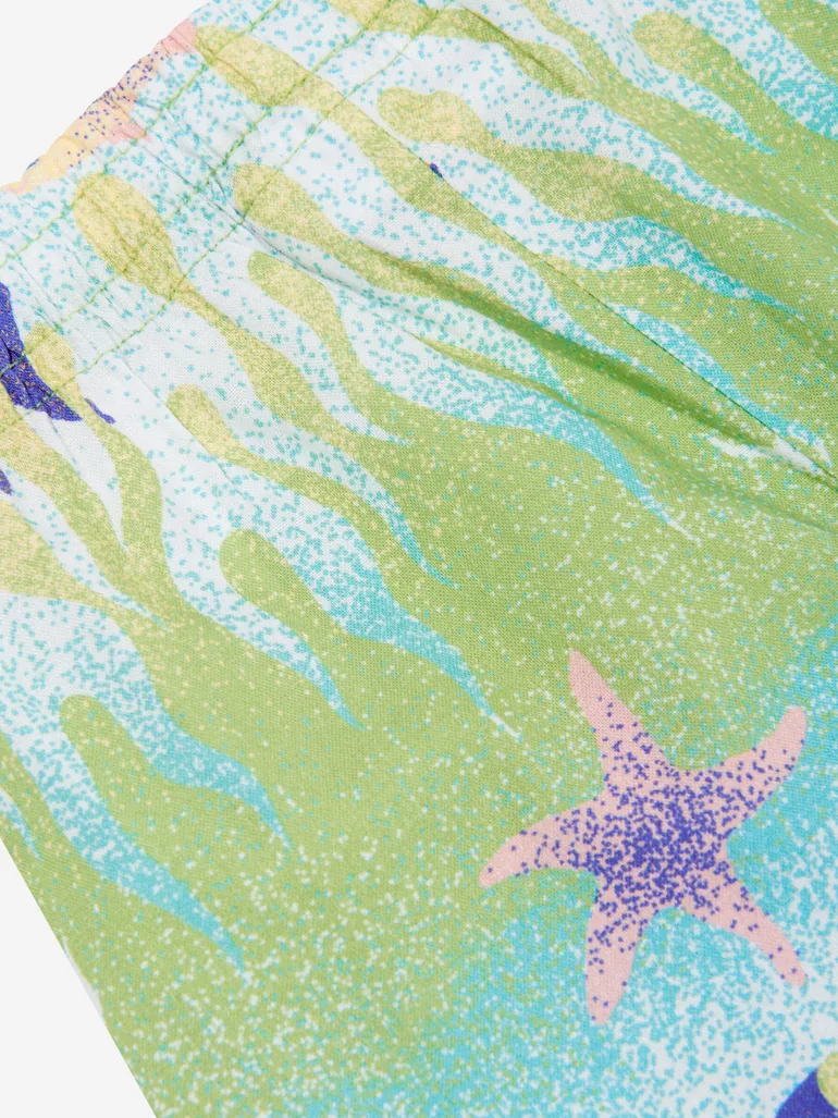 شورت اخضر بطبعة جرافيك - 3