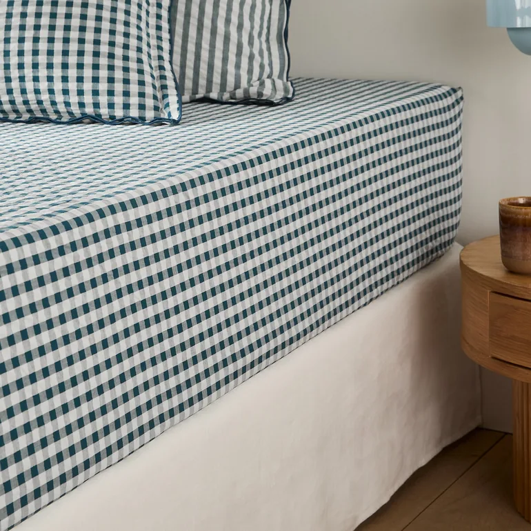 Cottage Blue Fitted Sheet in Seersucker Cotton 30cm
