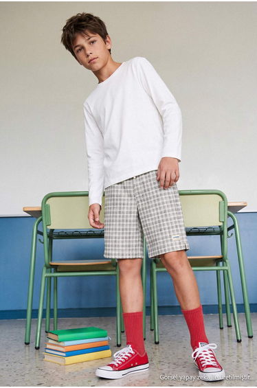 Ecru Plain Knitted T-Shirt