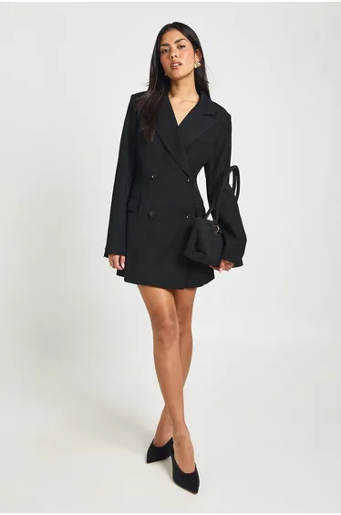 فستان بليزر بأكتاف مبطنة - أسود