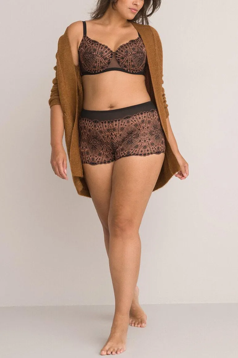 Eventail Lace Shorts