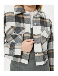 Crop Shirt Jacket Long Sleeve Soft Textured Flap Pocket Detailed - 4