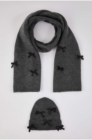 Soft textured ribbon detailed 2-piece knit scarf-beanie set