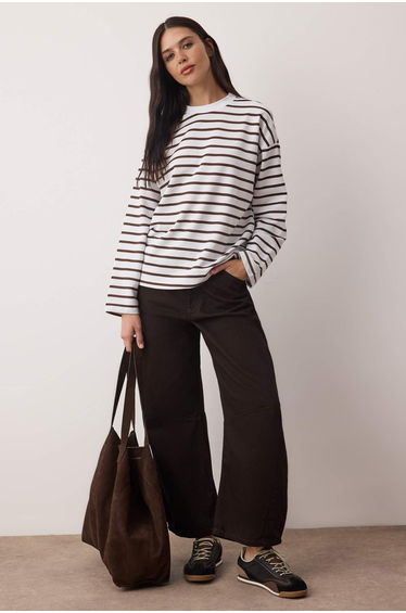 Brown striped oversize/wide cut crew neck thin knitted sweatshirt