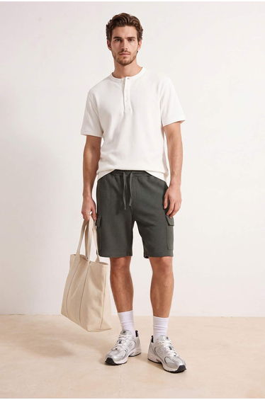 Khaki Regular Cargo Pocket Pack Textured Shorts & Bermuda