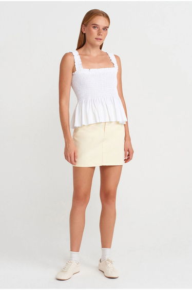 Dilvin Square-Neck Frilly Sleeveless Blouse