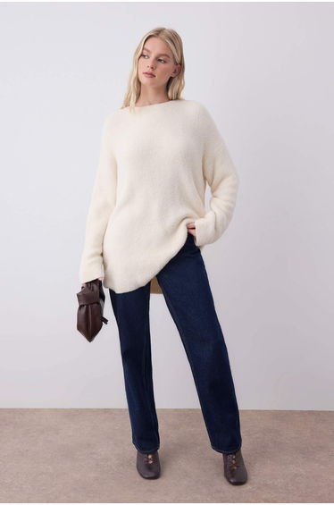 Stone Wide Pattern Soft Texture Knit Sweater