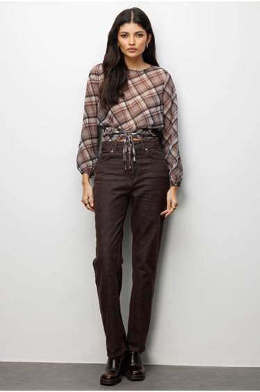 MIXRAY Plaid Crop Blouse with Tie Detail
