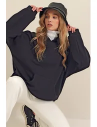 Women's Black Hoodie with Kangaroo Pocket 3-Thread Thick Sweatshirt