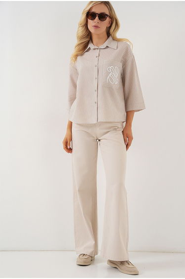 Women's Single Pocket Embroidered Shirt 20328 - Beige