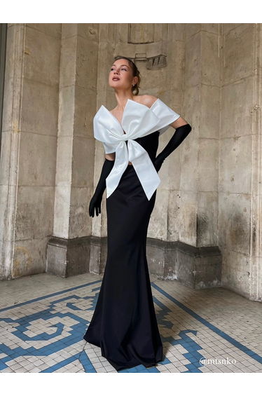 Iranet Off Shoulder Bow Maxi Dress