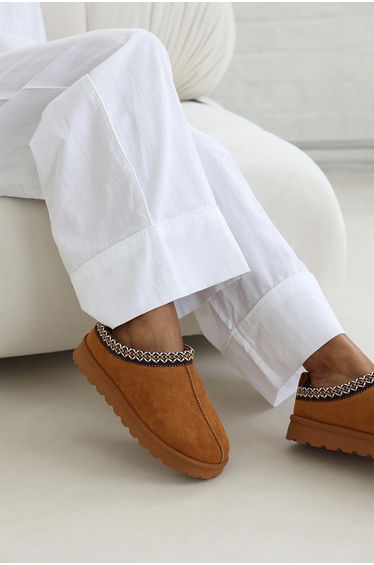 Quincy Cosy Chestnut Faux-Suede Fur Lining Slipper