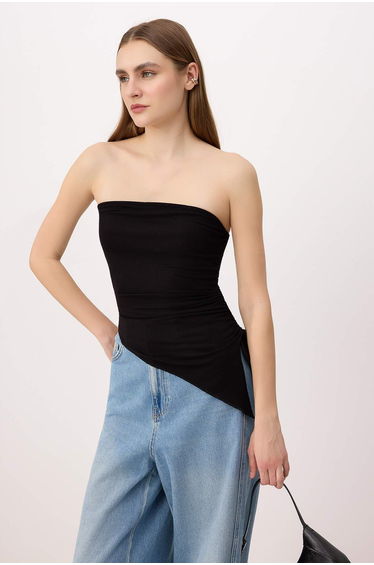 Black Plain Fitted Strapless Sleeveless Ruched Premium Soft Knitted Blouse