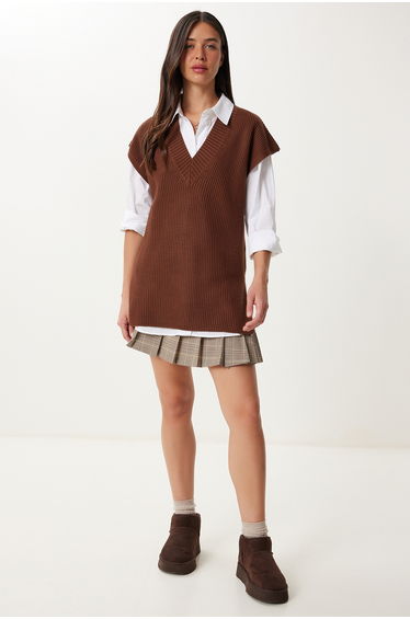 Women's Brown V-Neck Long Knitted Sweater