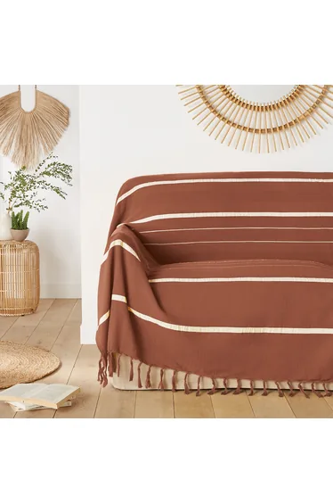 غطاء بشراشيب