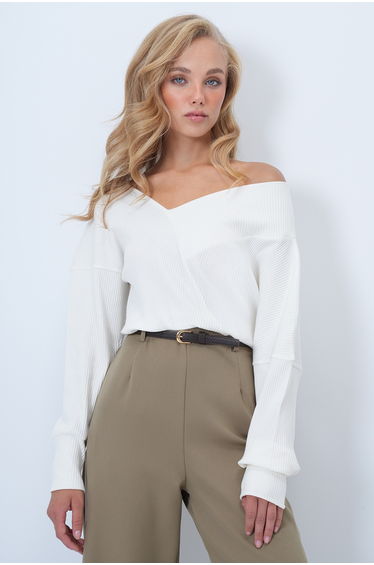 Women's White Front Back V-Neck Asymmetrical Cut Blouse