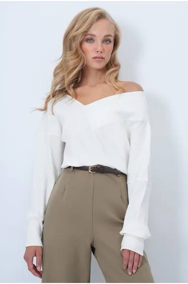 Women's White Front Back V-Neck Asymmetrical Cut Blouse