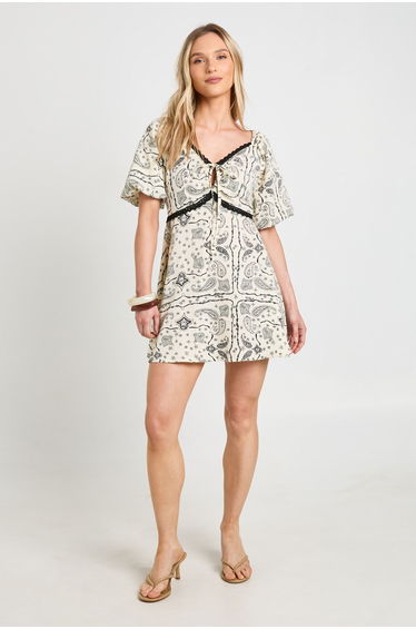 Petite Lace Trim Paisley Print Mini Dress - cream