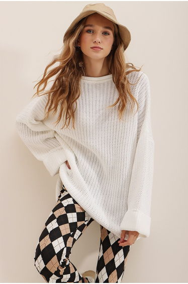 Women's Ecru Crew Neck Double Sleeve Thessaloniki Knit Oversize Winter Sweater