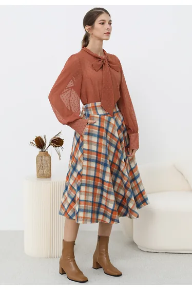 Plaid Melody Side Pocket Midi Skirt