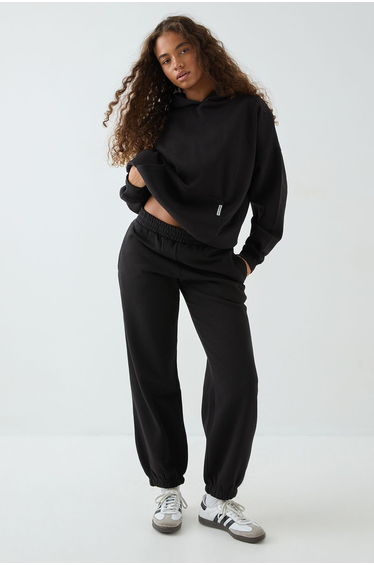 DSGN Studio Oversized Cuffed Jogger - black