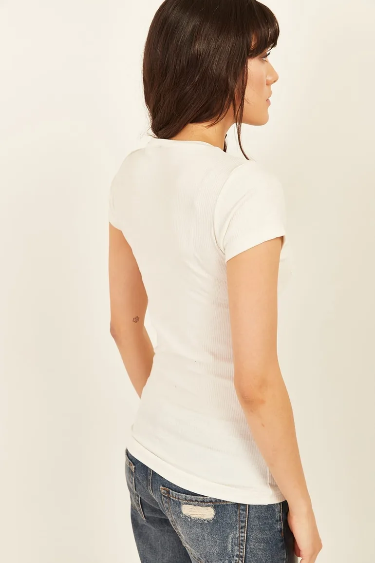 Women's Ecru Zippered Camisole T-Shirt - 3