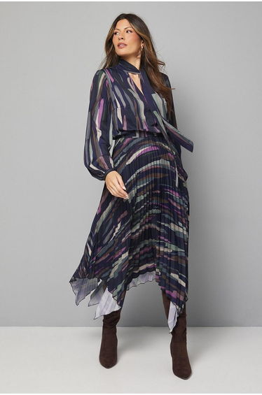 Stripe Tie Neck Pleated Dress