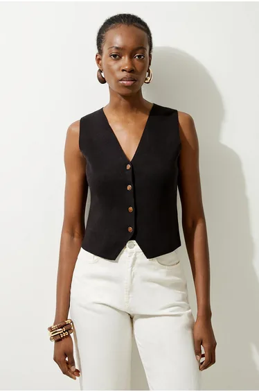 صدريه صوف أسود بأزرار محبوكه