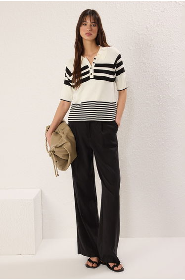 Ecru Polo Collar Color Block Thin Knit Sweater