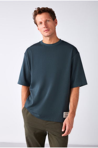 GRIMELANGE JOEL Men's 100% Organic Cotton Thick Fabric Special Textured Label Detail Oversize Green T-Shirt product thumbnail 2