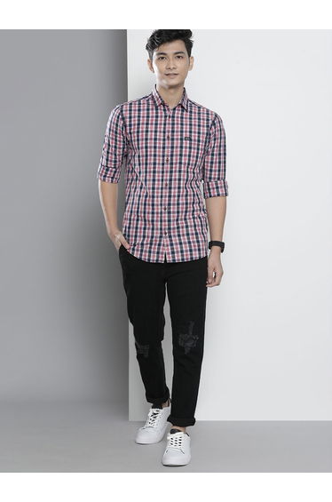 Men Red Checkered Casual Shirt