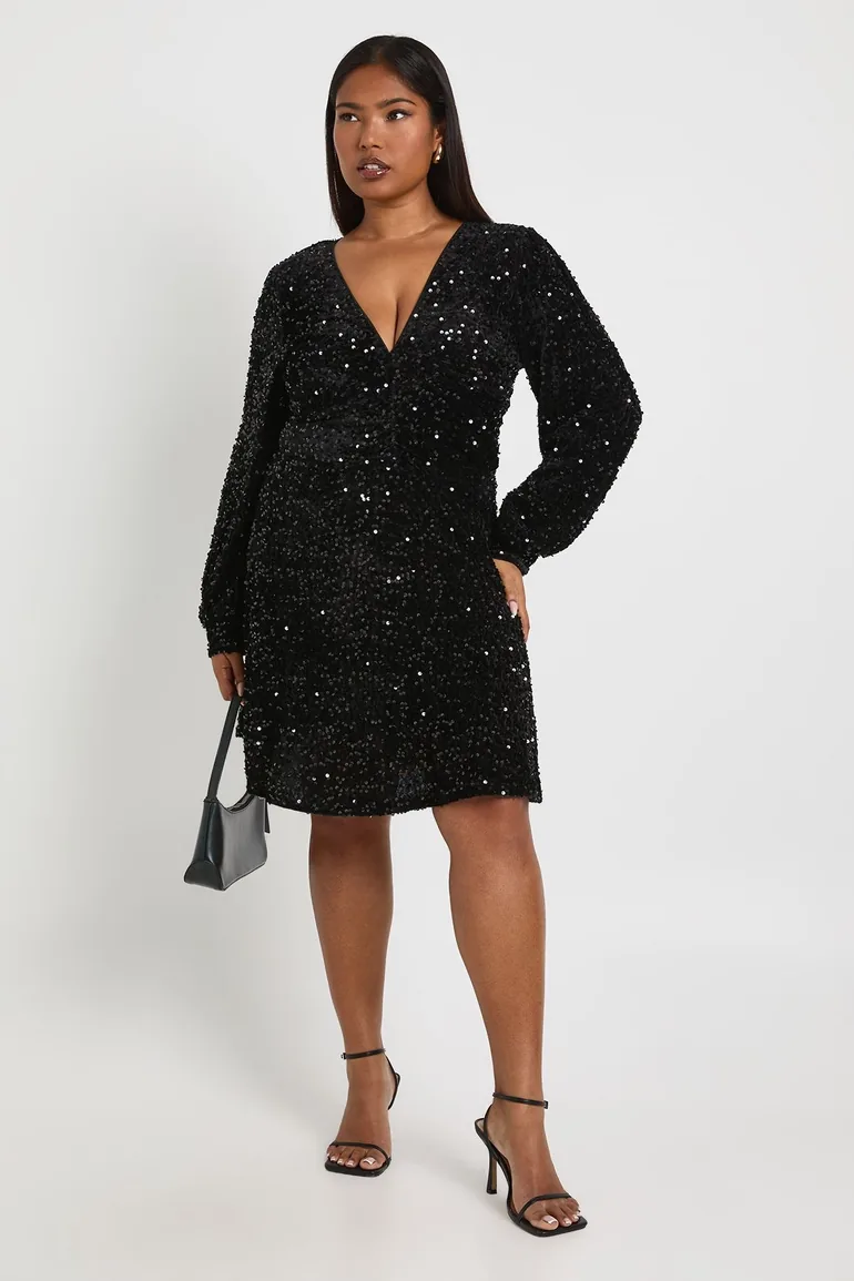 boohoo sequin skater dress Black Plus Sequin Ruched Waist Skater Dress