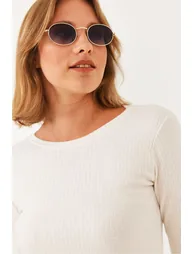 Women's Crew Neck Basic Top - 3