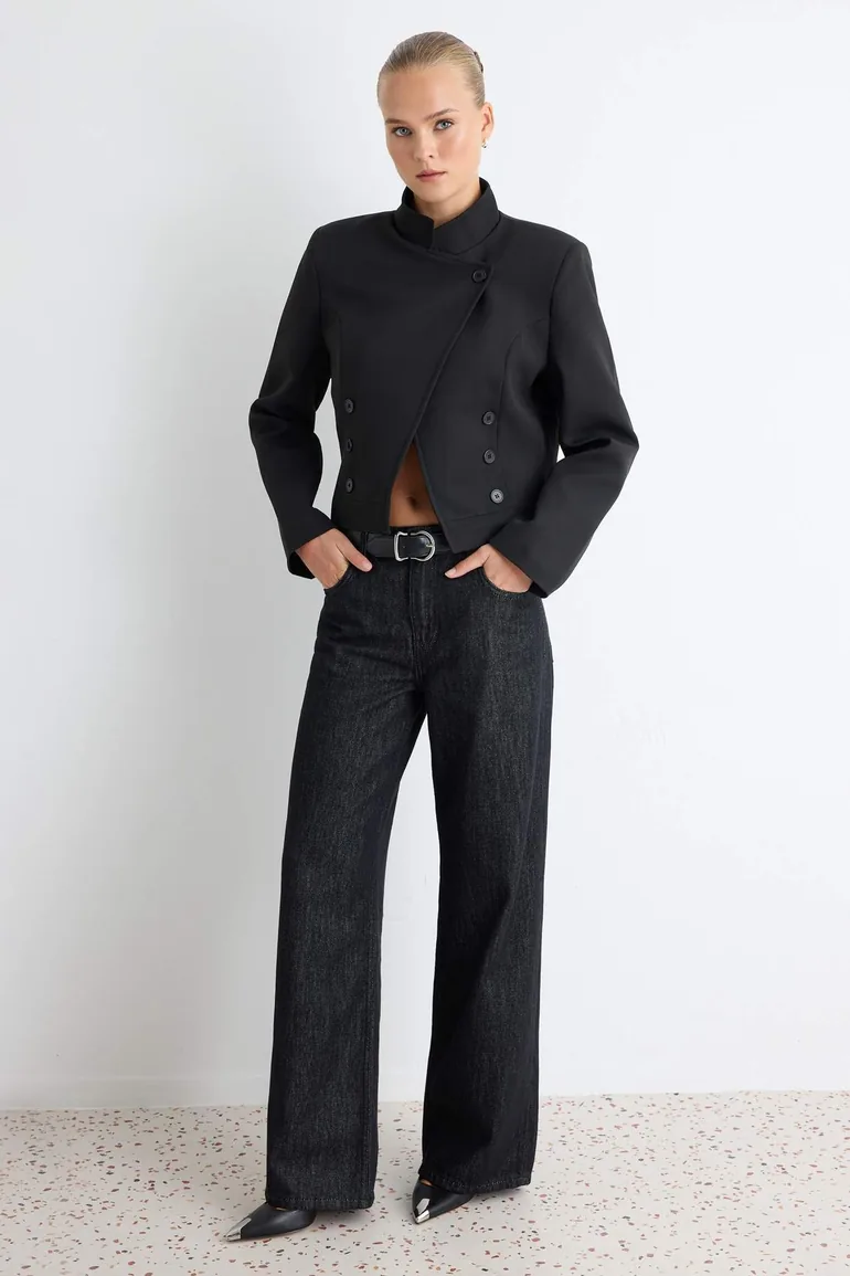 Black Buttoned Short Blazer Jacket - 1
