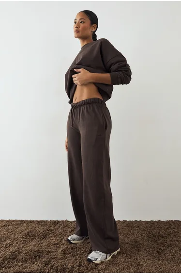 DSGN Studio Premium Heavyweight Washed Straight Leg Jogger - chocolate
