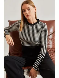 Women's Striped Knitwear Sweater with Buttons - 2